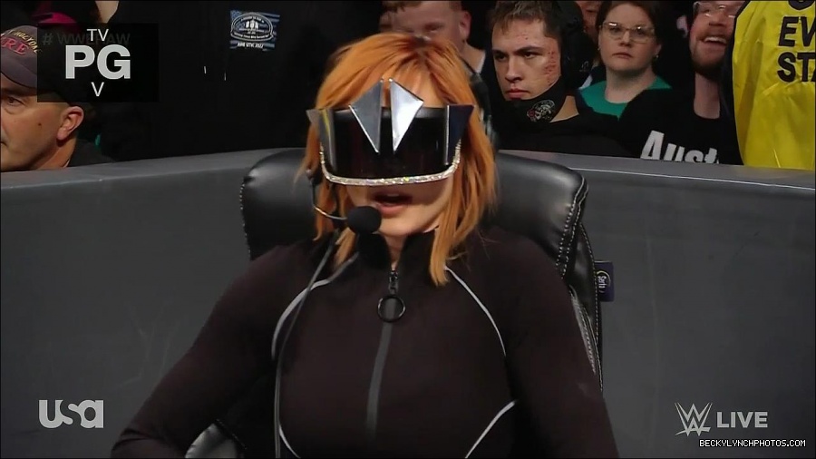 WWE_Monday_Night_Raw_2022_05_09_720p_HDTV_x264-NWCHD_mp4_007151816.jpg