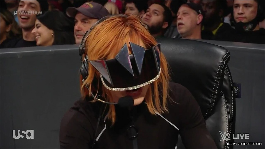 WWE_Monday_Night_Raw_2022_05_09_720p_HDTV_x264-NWCHD_mp4_007391355.jpg