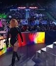 WWE_Monday_Night_Raw_2022_05_09_720p_HDTV_x264-NWCHD_mp4_007087151.jpg