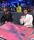 WWE_Monday_Night_Raw_2022_05_09_720p_HDTV_x264-NWCHD_mp4_007145009.jpg
