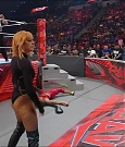 WWE_Monday_Night_Raw_2022_05_09_720p_HDTV_x264-NWCHD_mp4_007490254.jpg