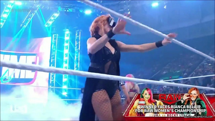 WWE_Monday_Night_Raw_2022_05_16_720p_HDTV_x264-NWCHD_mp4_007152787.jpg