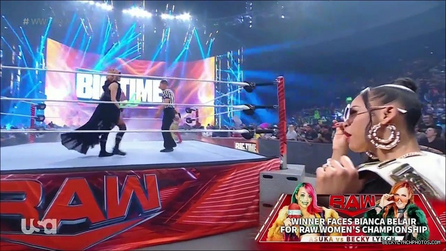 WWE_Monday_Night_Raw_2022_05_16_720p_HDTV_x264-NWCHD_mp4_007158793.jpg