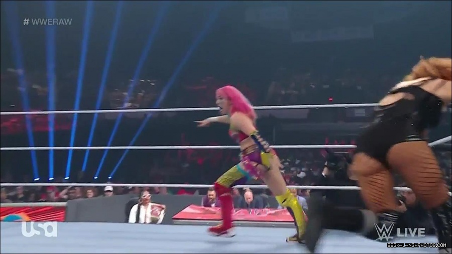 WWE_Monday_Night_Raw_2022_05_16_720p_HDTV_x264-NWCHD_mp4_007184018.jpg