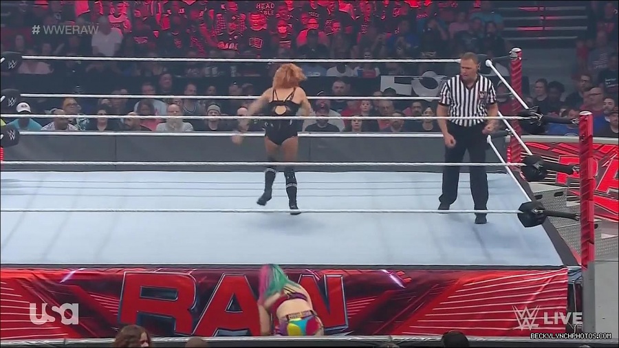 WWE_Monday_Night_Raw_2022_05_16_720p_HDTV_x264-NWCHD_mp4_007197632.jpg