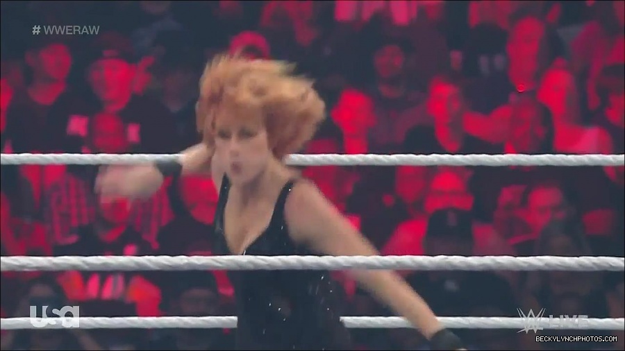 WWE_Monday_Night_Raw_2022_05_16_720p_HDTV_x264-NWCHD_mp4_007198833.jpg