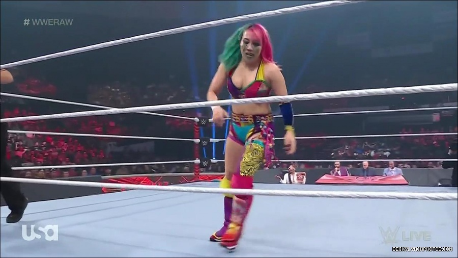 WWE_Monday_Night_Raw_2022_05_16_720p_HDTV_x264-NWCHD_mp4_007215650.jpg