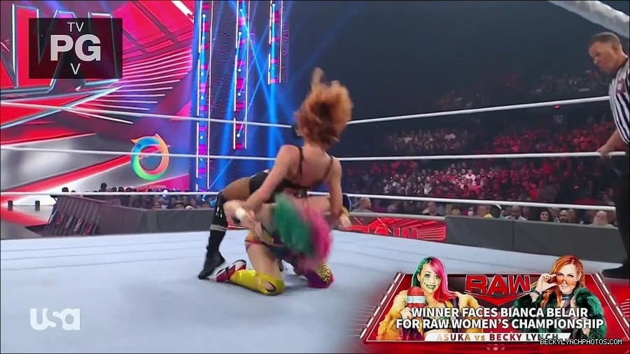 WWE_Monday_Night_Raw_2022_05_16_720p_HDTV_x264-NWCHD_mp4_007256491.jpg