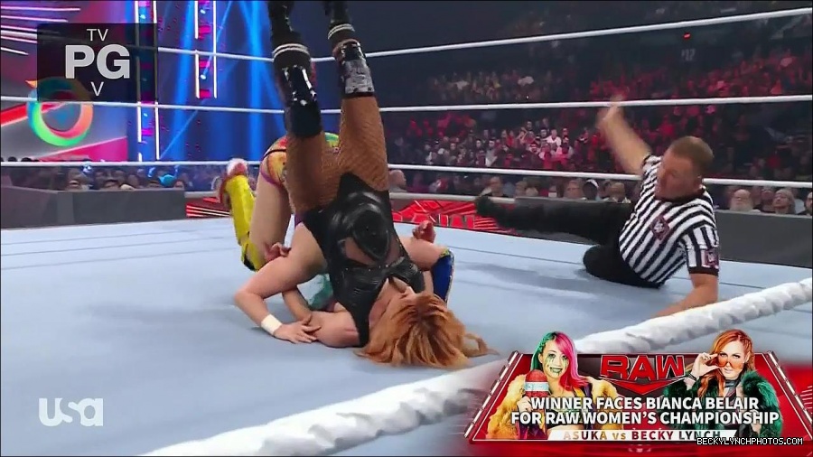 WWE_Monday_Night_Raw_2022_05_16_720p_HDTV_x264-NWCHD_mp4_007257693.jpg