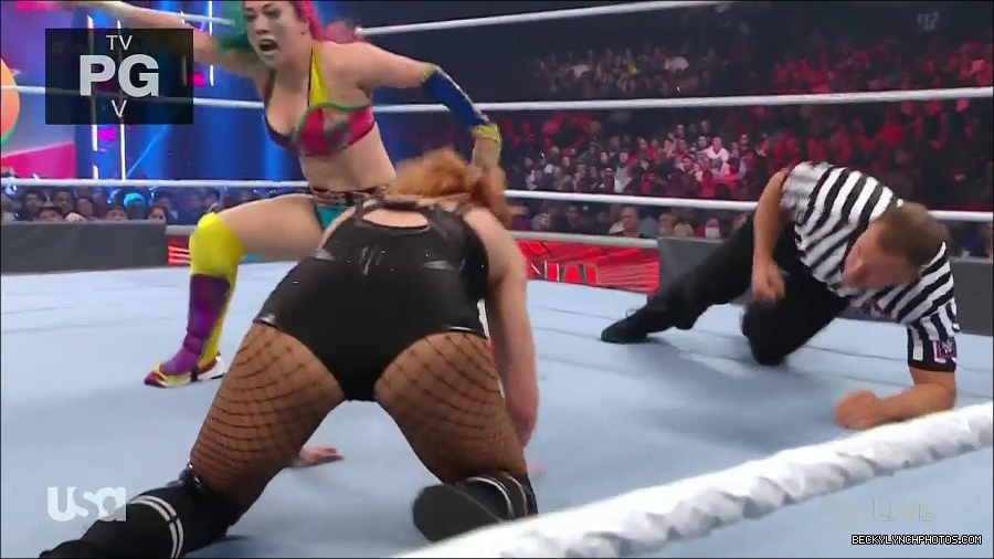 WWE_Monday_Night_Raw_2022_05_16_720p_HDTV_x264-NWCHD_mp4_007258894.jpg