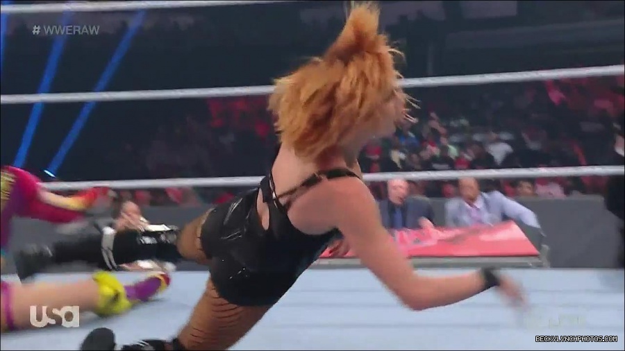 WWE_Monday_Night_Raw_2022_05_16_720p_HDTV_x264-NWCHD_mp4_007265701.jpg