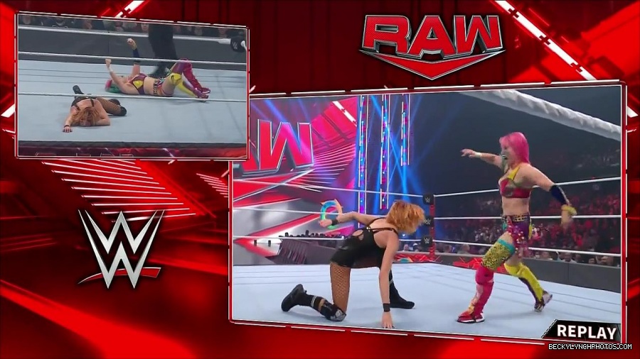 WWE_Monday_Night_Raw_2022_05_16_720p_HDTV_x264-NWCHD_mp4_007278113.jpg