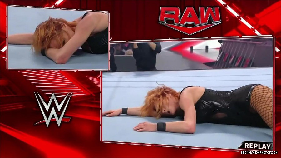 WWE_Monday_Night_Raw_2022_05_16_720p_HDTV_x264-NWCHD_mp4_007280115.jpg