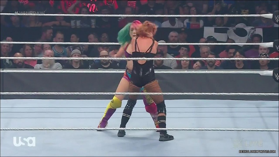 WWE_Monday_Night_Raw_2022_05_16_720p_HDTV_x264-NWCHD_mp4_007301336.jpg