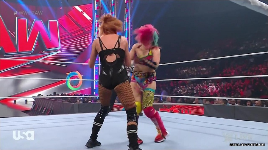 WWE_Monday_Night_Raw_2022_05_16_720p_HDTV_x264-NWCHD_mp4_007302938.jpg