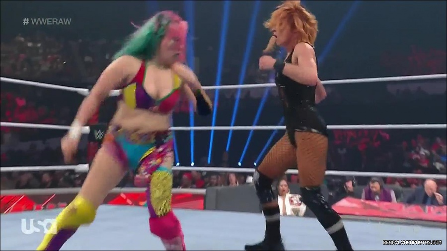 WWE_Monday_Night_Raw_2022_05_16_720p_HDTV_x264-NWCHD_mp4_007304539.jpg