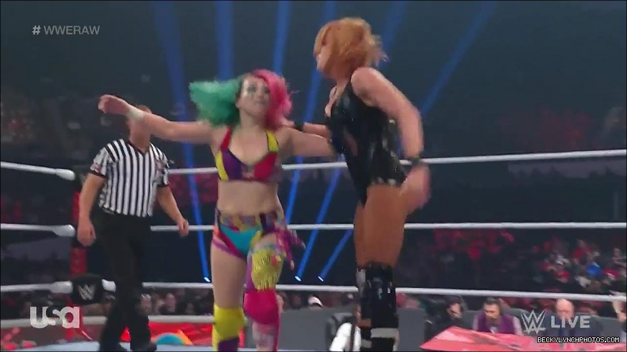 WWE_Monday_Night_Raw_2022_05_16_720p_HDTV_x264-NWCHD_mp4_007315751.jpg