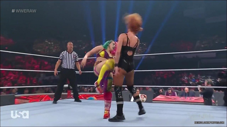WWE_Monday_Night_Raw_2022_05_16_720p_HDTV_x264-NWCHD_mp4_007316551.jpg