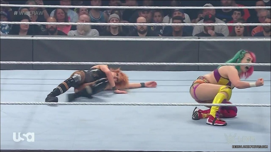 WWE_Monday_Night_Raw_2022_05_16_720p_HDTV_x264-NWCHD_mp4_007320956.jpg
