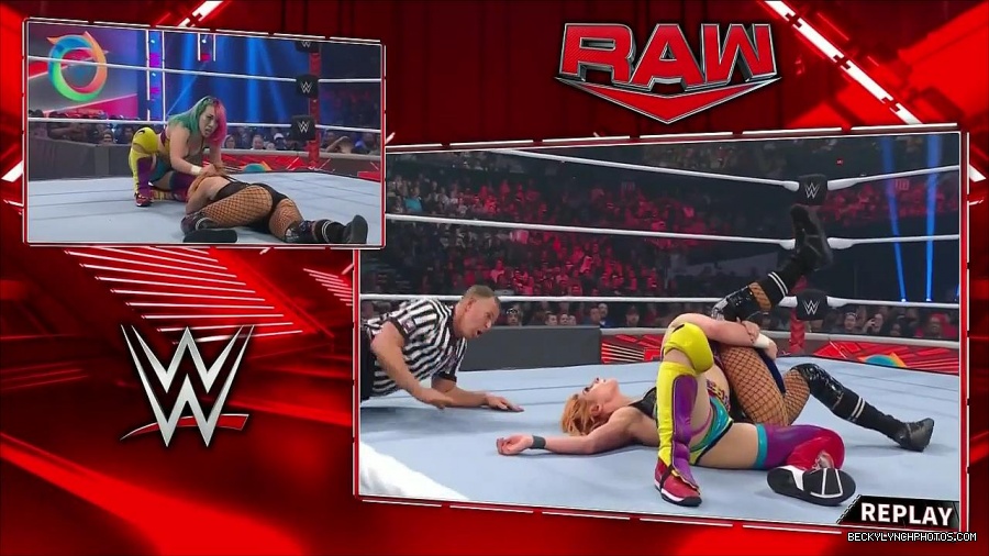WWE_Monday_Night_Raw_2022_05_16_720p_HDTV_x264-NWCHD_mp4_007338573.jpg