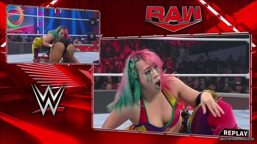 WWE_Monday_Night_Raw_2022_05_16_720p_HDTV_x264-NWCHD_mp4_007340575.jpg