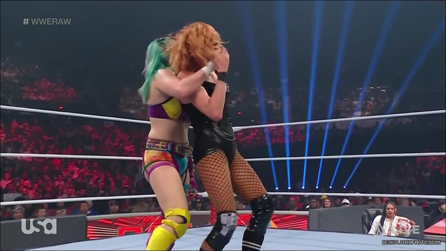 WWE_Monday_Night_Raw_2022_05_16_720p_HDTV_x264-NWCHD_mp4_007347783.jpg