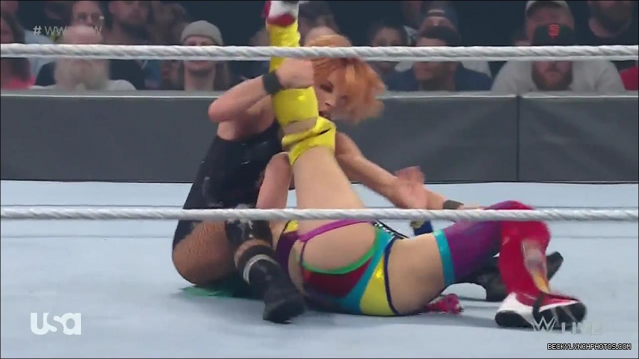 WWE_Monday_Night_Raw_2022_05_16_720p_HDTV_x264-NWCHD_mp4_007350585.jpg