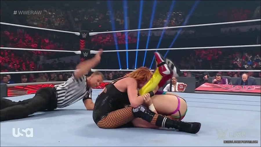 WWE_Monday_Night_Raw_2022_05_16_720p_HDTV_x264-NWCHD_mp4_007352187.jpg