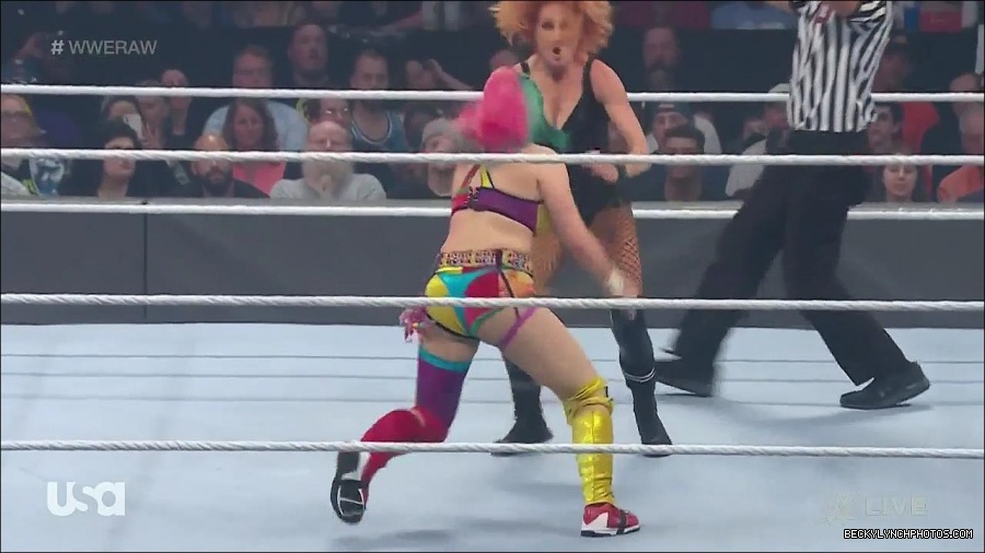 WWE_Monday_Night_Raw_2022_05_16_720p_HDTV_x264-NWCHD_mp4_007354189.jpg
