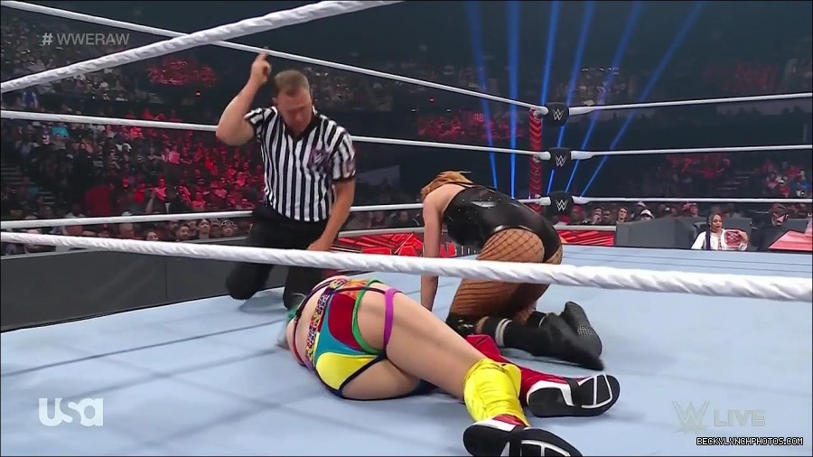WWE_Monday_Night_Raw_2022_05_16_720p_HDTV_x264-NWCHD_mp4_007383819.jpg