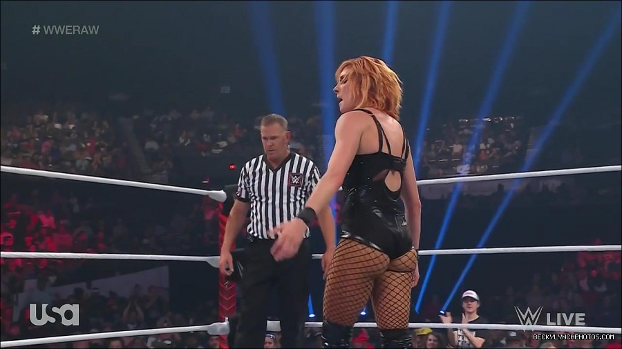 WWE_Monday_Night_Raw_2022_05_16_720p_HDTV_x264-NWCHD_mp4_007401837.jpg