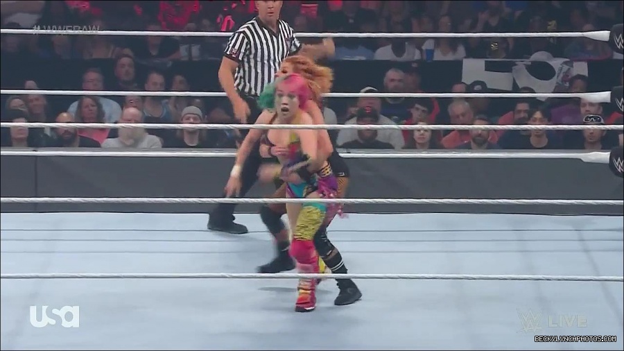WWE_Monday_Night_Raw_2022_05_16_720p_HDTV_x264-NWCHD_mp4_007419855.jpg