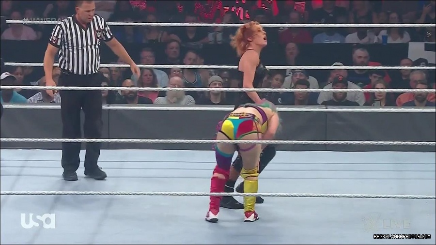WWE_Monday_Night_Raw_2022_05_16_720p_HDTV_x264-NWCHD_mp4_007446281.jpg