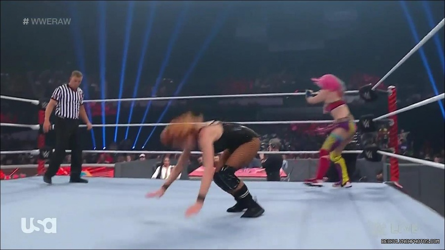 WWE_Monday_Night_Raw_2022_05_16_720p_HDTV_x264-NWCHD_mp4_007462697.jpg