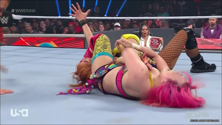 WWE_Monday_Night_Raw_2022_05_16_720p_HDTV_x264-NWCHD_mp4_007468303.jpg