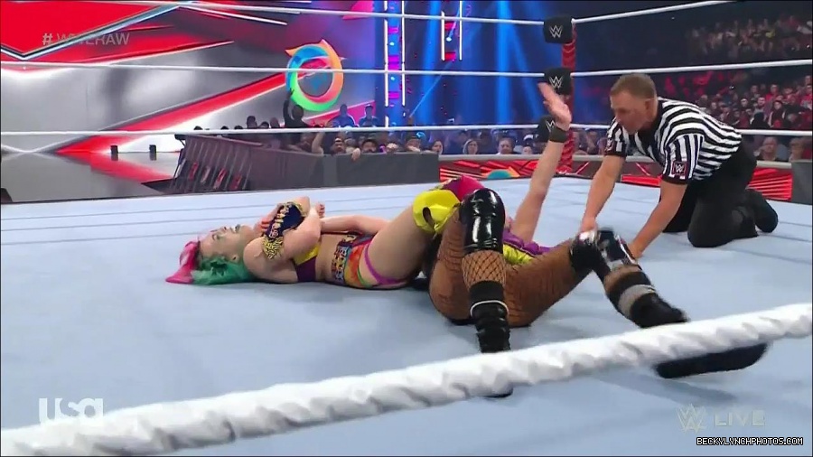 WWE_Monday_Night_Raw_2022_05_16_720p_HDTV_x264-NWCHD_mp4_007469104.jpg