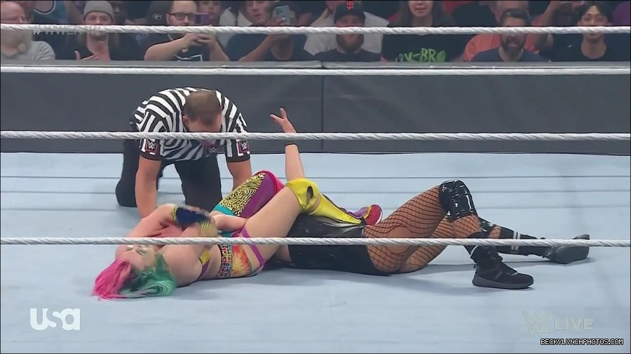 WWE_Monday_Night_Raw_2022_05_16_720p_HDTV_x264-NWCHD_mp4_007472307.jpg