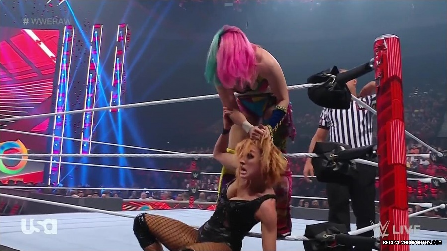 WWE_Monday_Night_Raw_2022_05_16_720p_HDTV_x264-NWCHD_mp4_007502337.jpg