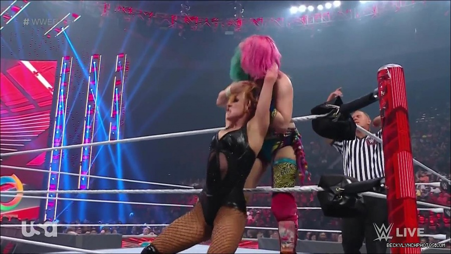 WWE_Monday_Night_Raw_2022_05_16_720p_HDTV_x264-NWCHD_mp4_007503538.jpg