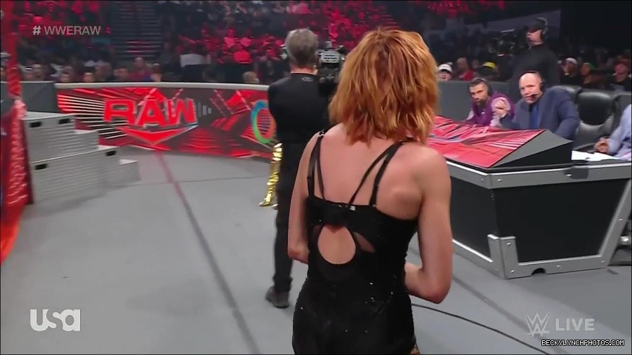 WWE_Monday_Night_Raw_2022_05_16_720p_HDTV_x264-NWCHD_mp4_007508743.jpg