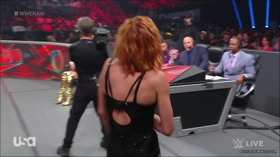 WWE_Monday_Night_Raw_2022_05_16_720p_HDTV_x264-NWCHD_mp4_007509144.jpg