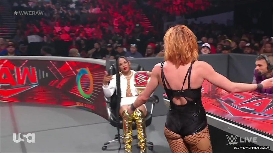 WWE_Monday_Night_Raw_2022_05_16_720p_HDTV_x264-NWCHD_mp4_007514249.jpg