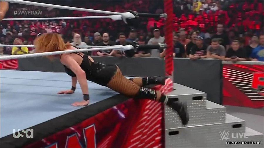 WWE_Monday_Night_Raw_2022_05_16_720p_HDTV_x264-NWCHD_mp4_007556291.jpg