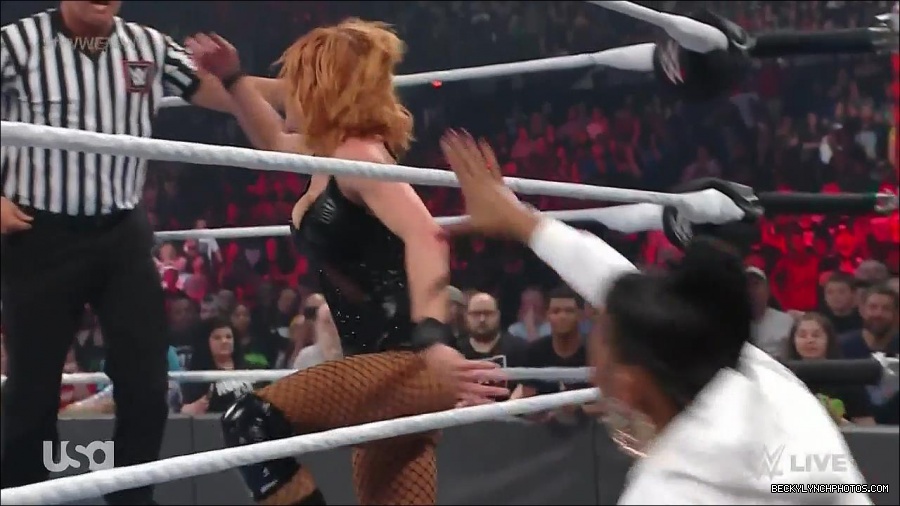 WWE_Monday_Night_Raw_2022_05_16_720p_HDTV_x264-NWCHD_mp4_007557492.jpg