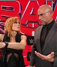 WWE_Monday_Night_Raw_2022_05_16_720p_HDTV_x264-NWCHD_mp4_001916915.jpg