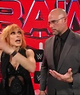 WWE_Monday_Night_Raw_2022_05_16_720p_HDTV_x264-NWCHD_mp4_001917716.jpg