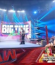 WWE_Monday_Night_Raw_2022_05_16_720p_HDTV_x264-NWCHD_mp4_007155189.jpg