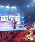 WWE_Monday_Night_Raw_2022_05_16_720p_HDTV_x264-NWCHD_mp4_007155590.jpg