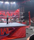 WWE_Monday_Night_Raw_2022_05_16_720p_HDTV_x264-NWCHD_mp4_007172407.jpg