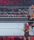 WWE_Monday_Night_Raw_2022_05_16_720p_HDTV_x264-NWCHD_mp4_007194028.jpg